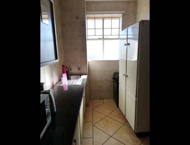 4 BEDROOM APARTMENT FOR SALE IN SUNNYSIDE